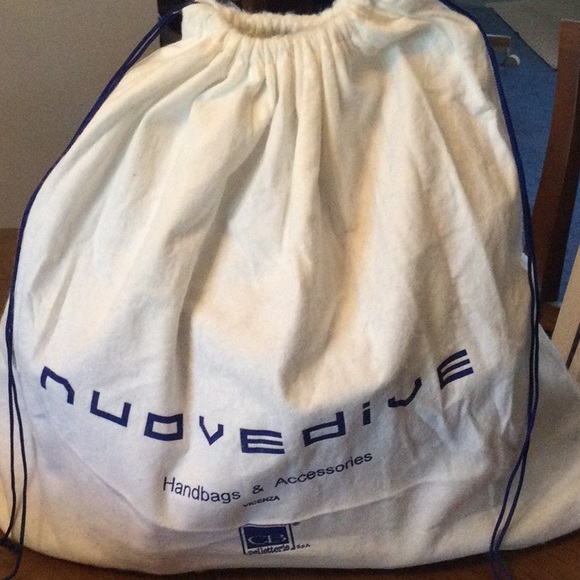 Italian leather purse in original packing bag. - Picture 7 of 7